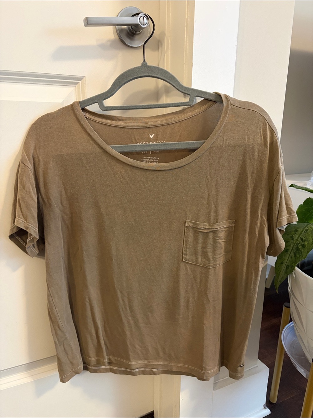 American Eagle Outfitters Women’s Short-Sleeve Pocket Tee in Olive